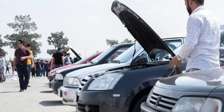 بازار خودرو به کما رفت/ آخرین قیمت سمند، کوییک، شاهین، تارا و ساینا + جدول