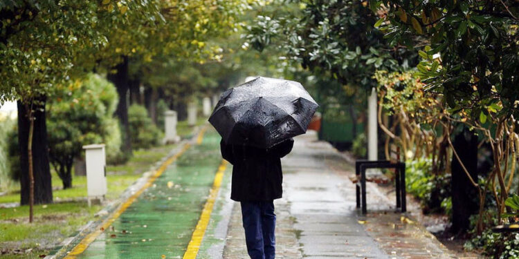 کاهش عجیب بارش‌ها در ایران/ زنگ خطر بی آبی به صدا درآمد؟