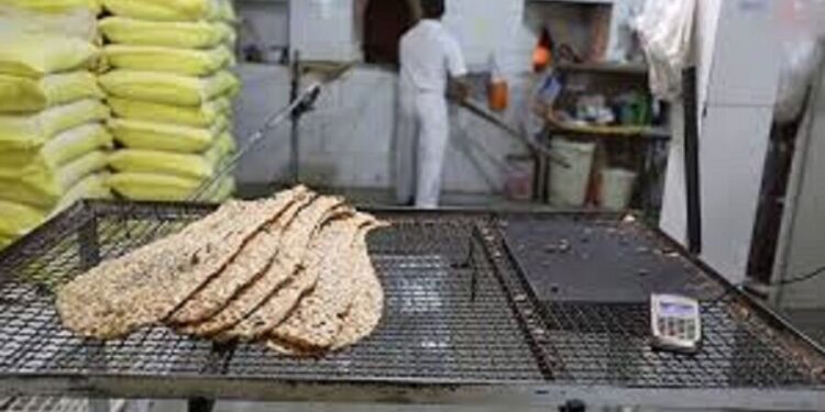 اتمام حجت استانداری تهران با نانوایی‌ها/ نان را به نرخ مصوب بفروشید، وگرنه جریمه می‌شوید