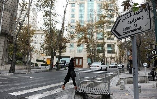 پول رهن پنت‌هاوس در زعفرانیه معادل خرید چند خانه است؟