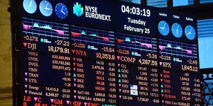 رکوردزنی ادامه دار طلا و نقره، نوسان در سایه چرخش لحن ترامپ