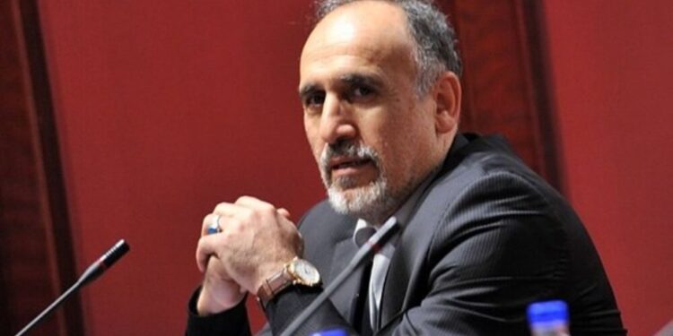 پیش‌بینی معاون اسبق بانک مرکزی از قیمت دلار/  امکان ریزش قیمت وجود دارد؟