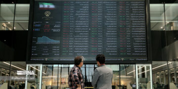  اراده دولت مهم‌ترین عامل رشد اخیر بورس بود/ خروج بازار از وضعیت اورژانسی
