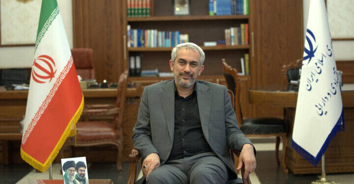 مدنی‌زاده: آغاز پذیره‌نویسی اولین صندوق ارزی، هفته آینده در بورس